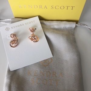 Kendra Scott knot earrings